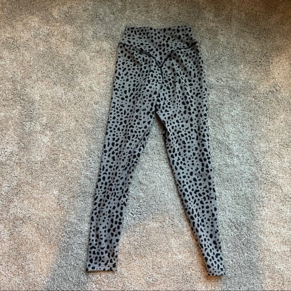 Balance Athletica Ascend Pant SnowLeopard Midnight - Picture 2 of 5
